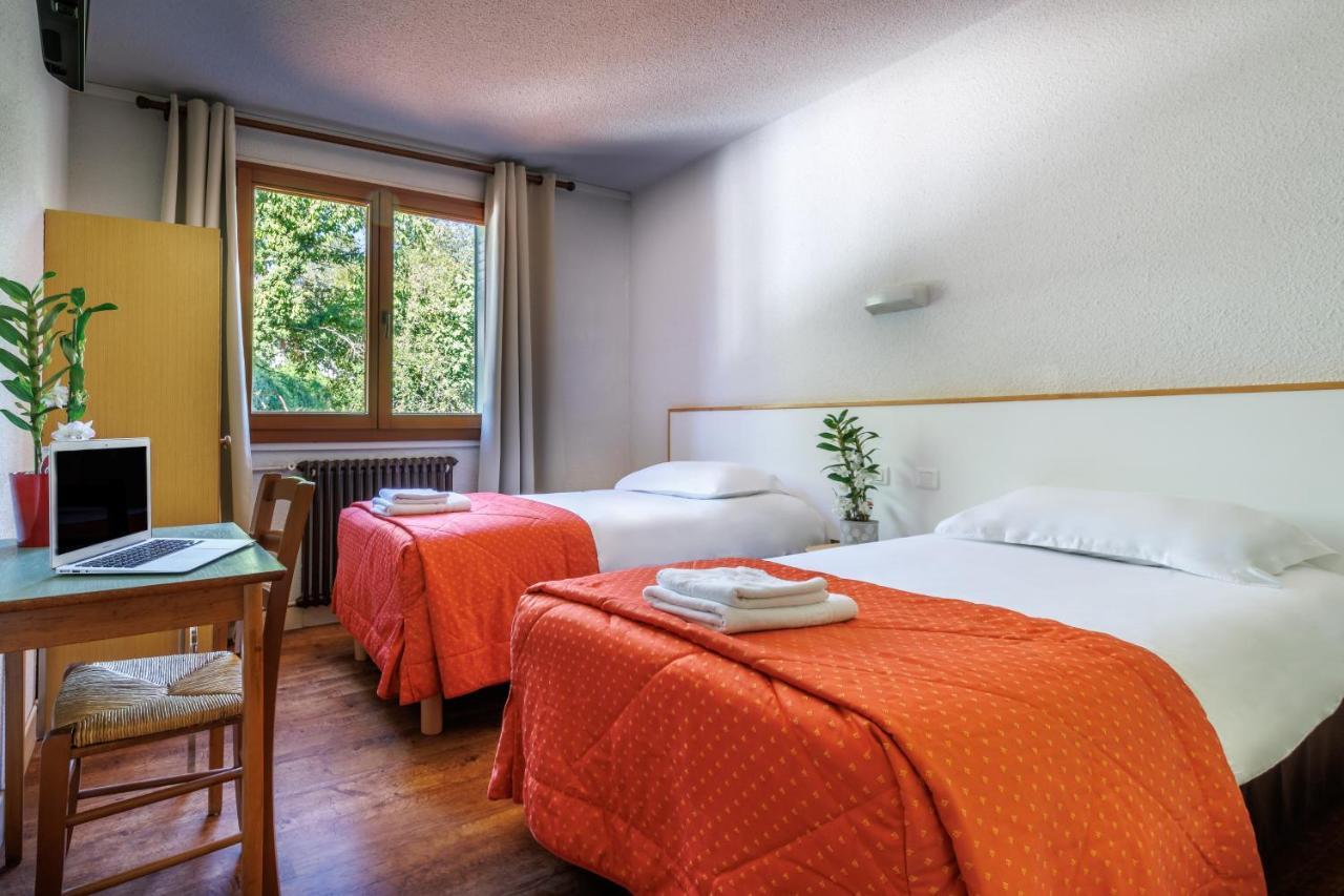 Hotel Saint Clair Lourdes Eksteriør billede