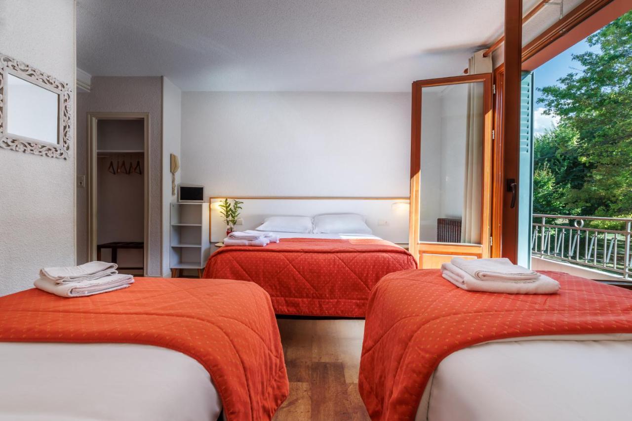 Hotel Saint Clair Lourdes Eksteriør billede